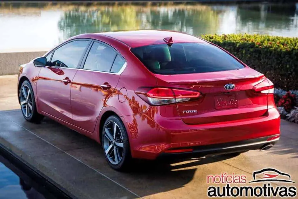Kia cerato forte 2017 2 - Notícias Automotivas