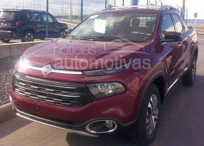 fiat-toro-volcano-4x4-3-700x501.jpg
