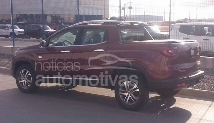 fiat-toro-volcano-4x4-4-700x401.jpg