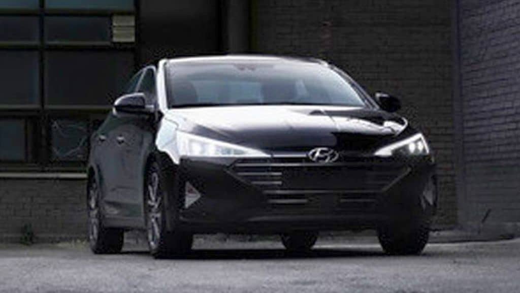 hyundai-elantra-facelift-5 Hyundai Elantra 2019 aparece com visual atualizado