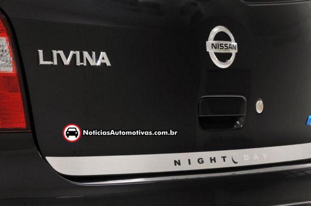 Teste nissan livina night and day #6