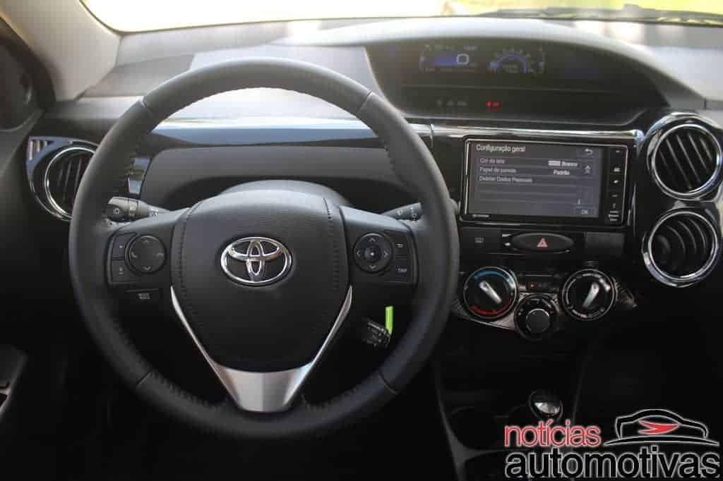 Toyota presentará en las próximas semanas en Brasil el Etios 2017 Novo-toyota-etios-2017-impress%C3%B5es-NA-30