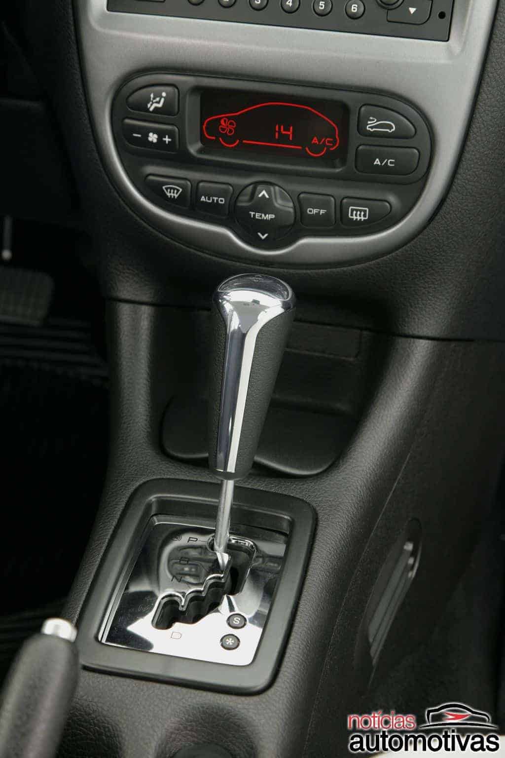 peugeot-206-brasil-12 Peugeot 206: história do hatch que cativou pelo visual e modernidade