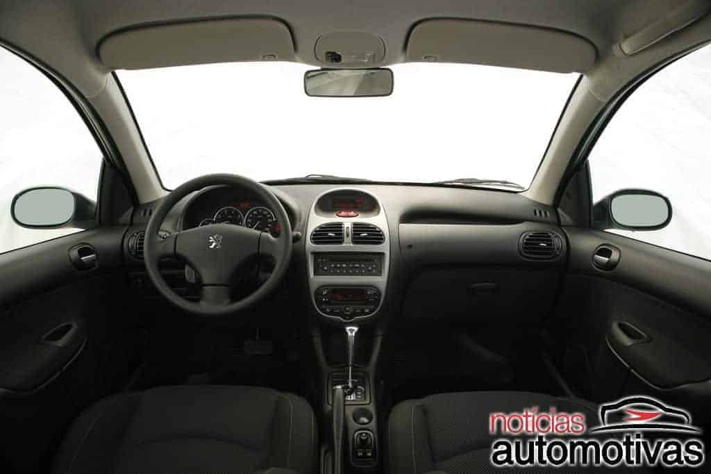 peugeot-206-brasil-7 Peugeot 206: história do hatch que cativou pelo visual e modernidade