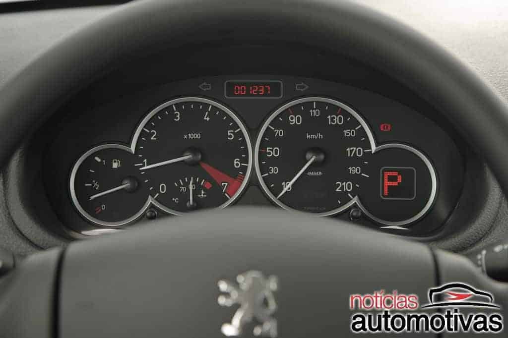 peugeot-206-brasil-9 Peugeot 206: história do hatch que cativou pelo visual e modernidade