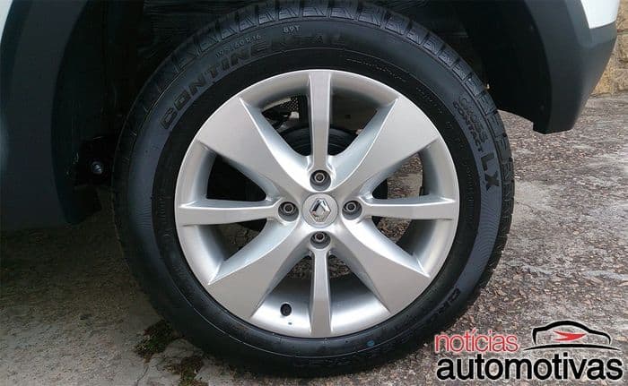 [Imagem: renault-sandero-stepway-2014-branco-8-700x431.jpg]