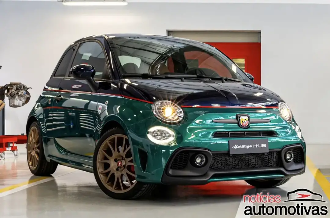 abarth 695 club italia (1) abarth 695 club italia (1)