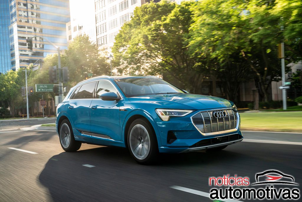 audi e tron 10 1