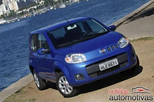 Fiat Uno Vivace 1.0 8V Flex 4 portas - Revista Carro