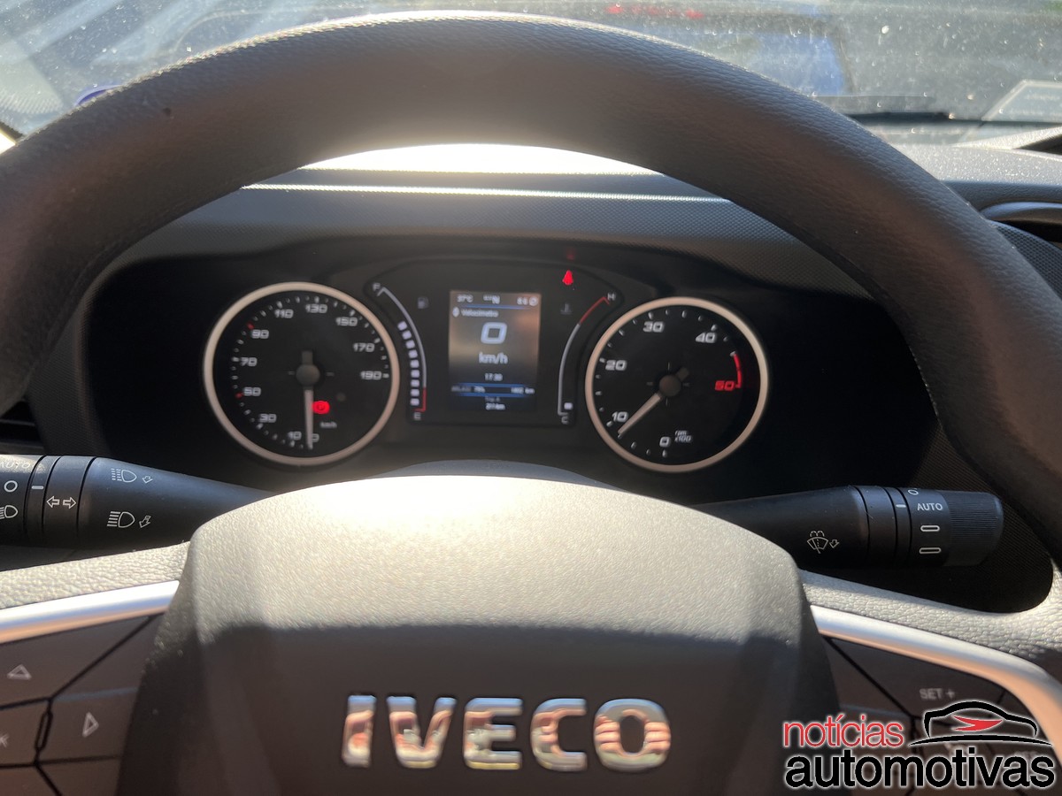 iveco daily hi matic 35 180 (6) iveco daily hi matic 35 180 (6)