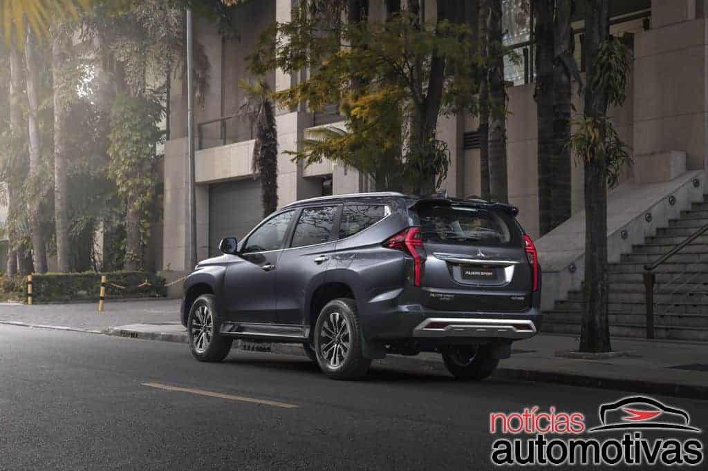 mitsubishi pajero sport hpe s 2021 4