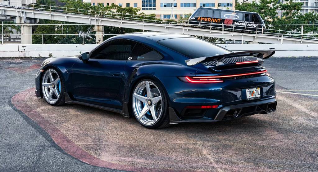 porsche 911 turbo s 1016 2 1