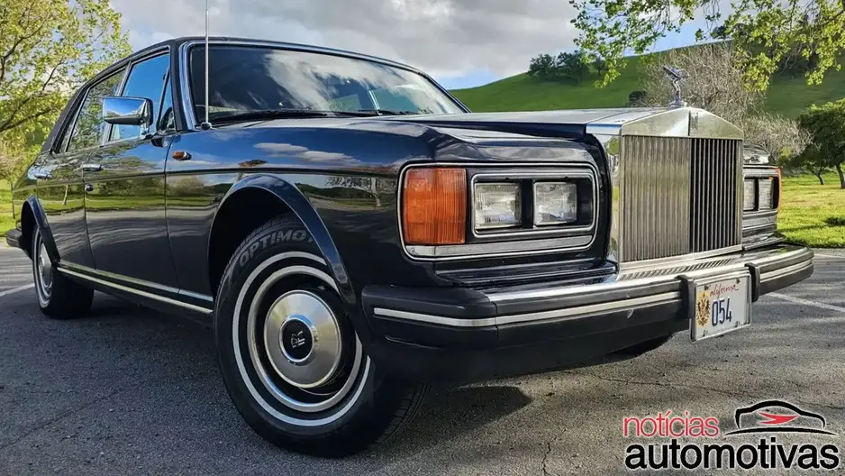 rolls royce silver spur (1)