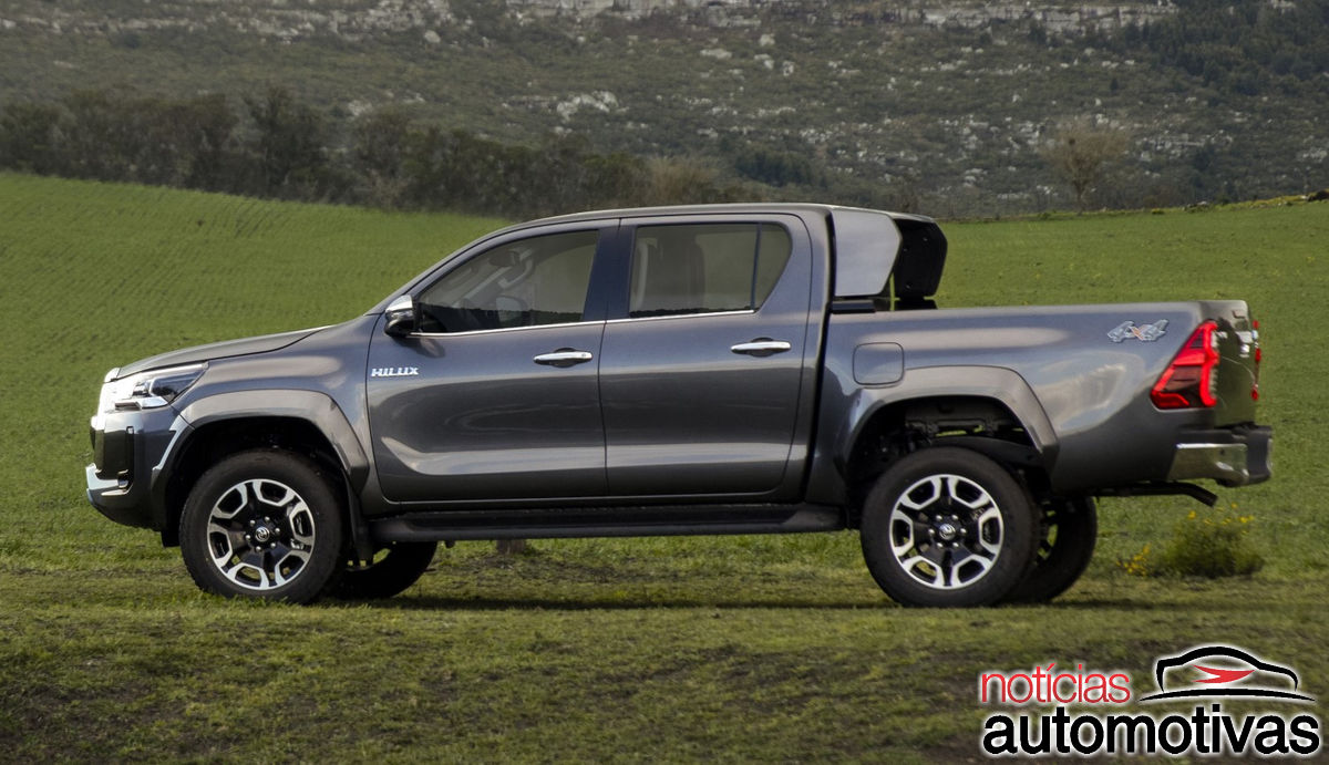 toyota hilux srx plus 2024 4 toyota hilux srx plus 2024 4