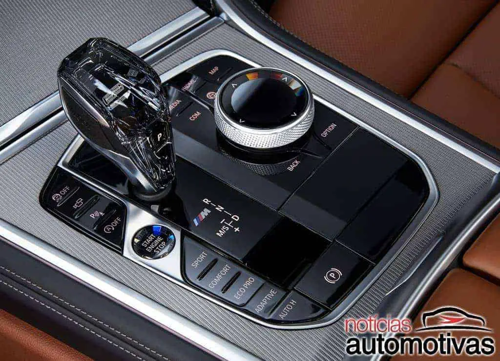 BMW-Série-8-Coupé-2019-36 BMW Série 8 Coupé 2019 ostenta refinamento e desempenho entre cupês