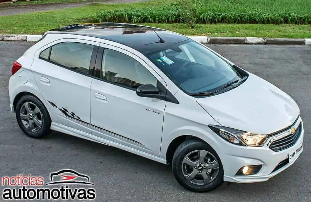 Novo Chevrolet Onix 2018: preço, fotos, versões, consumo ...