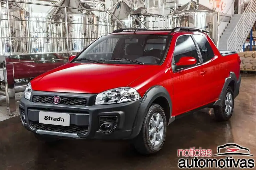 Fiat-Strada-Hard-Working-1.4-CD-2018-1 Fiat-Strada-Hard-Working-1.4-CD-2018-1 Fiat Strada 2018 ganha novos equipamentos; preços variam de R$ 47.250 a R$ 75.490