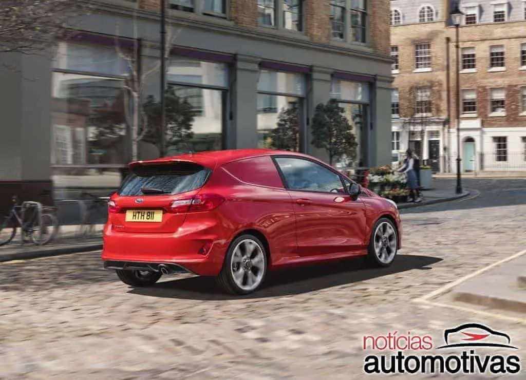 Ford-Fiesta-Van-2019-2 Ford-Fiesta-Van-2019-2 Ford Fiesta Van 2019 estreia como modelo comercial na Europa