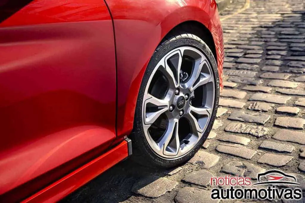Ford-Fiesta-Van-2019-2 Ford-Fiesta-Van-2019-2 Ford Fiesta Van 2019 estreia como modelo comercial na Europa