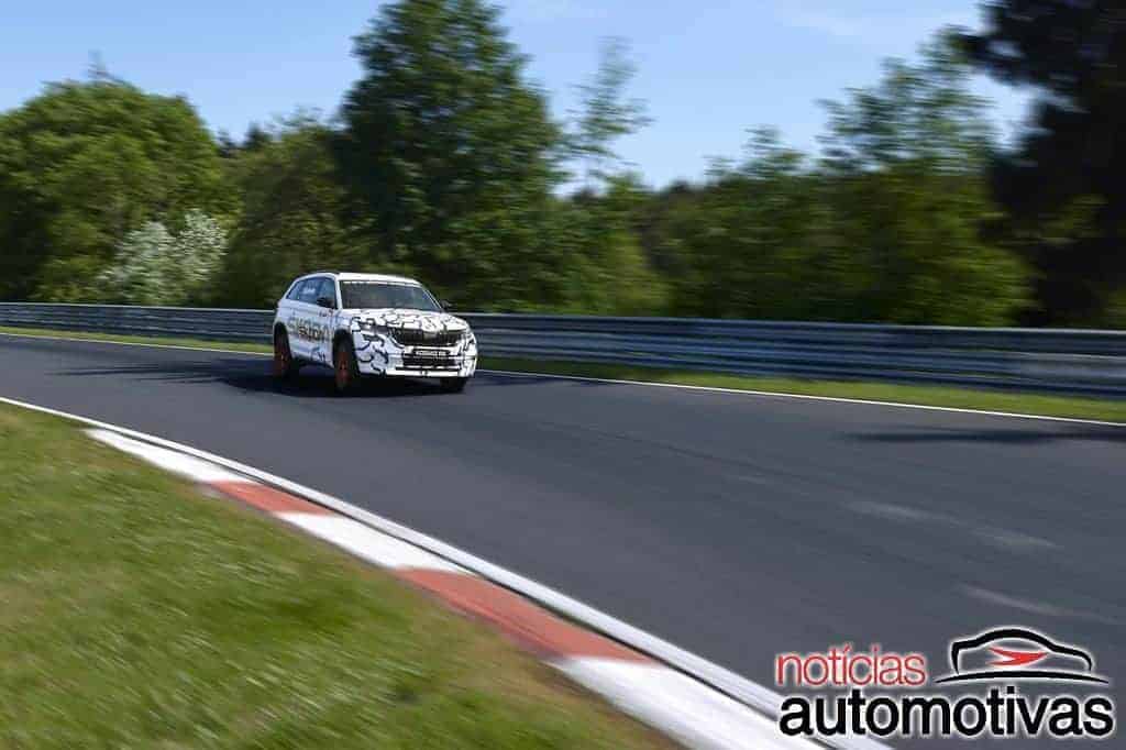 Skoda-Kodiaq-RS-em-Nürburgring-12 Skoda Kodiaq RS é o SUV de sete lugares mais rápido em Nürburgring