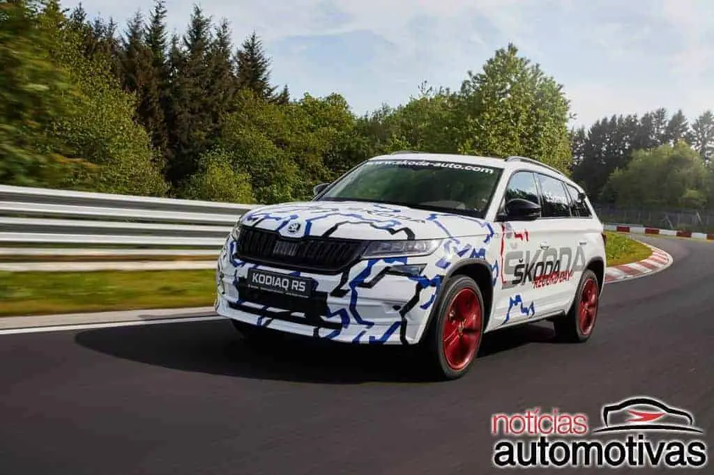 Skoda-Kodiaq-RS-em-Nürburgring-3 Skoda Kodiaq RS é o SUV de sete lugares mais rápido em Nürburgring