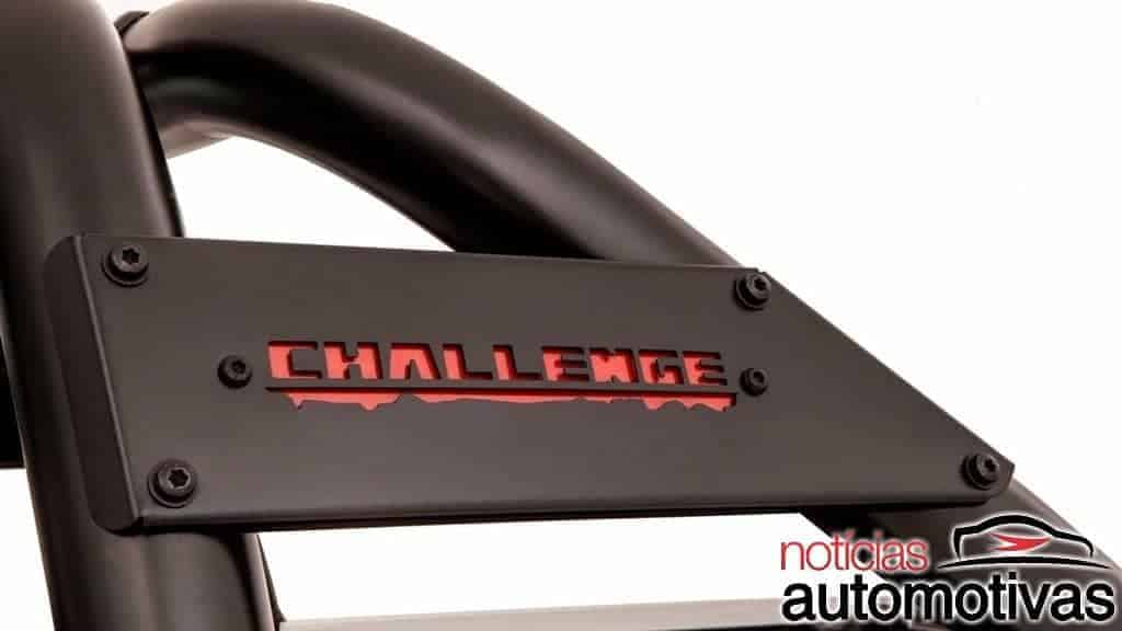 Toyota-Hilux-SR-Challenge-2018-20 Toyota-Hilux-SR-Challenge-2018-20 Toyota Hilux e SW4 2018 trazem novidades e partem de R$ 108.990