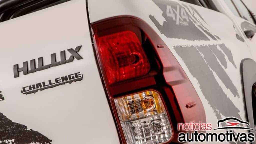 Toyota-Hilux-SR-Challenge-2018-21 Toyota-Hilux-SR-Challenge-2018-21 Toyota Hilux e SW4 2018 trazem novidades e partem de R$ 108.990