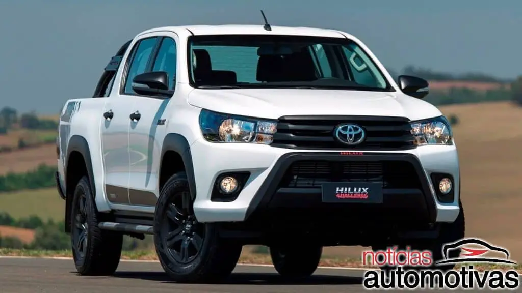 Toyota-Hilux-SR-Challenge-2018-6 Toyota-Hilux-SR-Challenge-2018-6 Toyota Hilux e SW4 2018 trazem novidades e partem de R$ 108.990