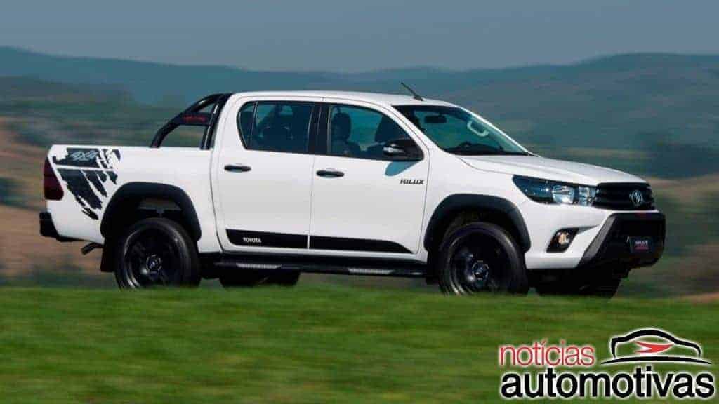 Toyota-Hilux-SR-Challenge-2018-8 Toyota-Hilux-SR-Challenge-2018-8 Toyota Hilux e SW4 2018 trazem novidades e partem de R$ 108.990