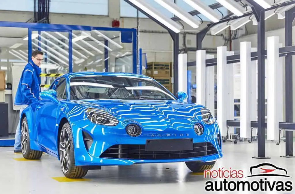 alpine-a110-produção-NA-1 alpine-a110-produção-NA-1 Alpine A110 começa produção em Dieppe e traz de volta clássico que virou brasileiro