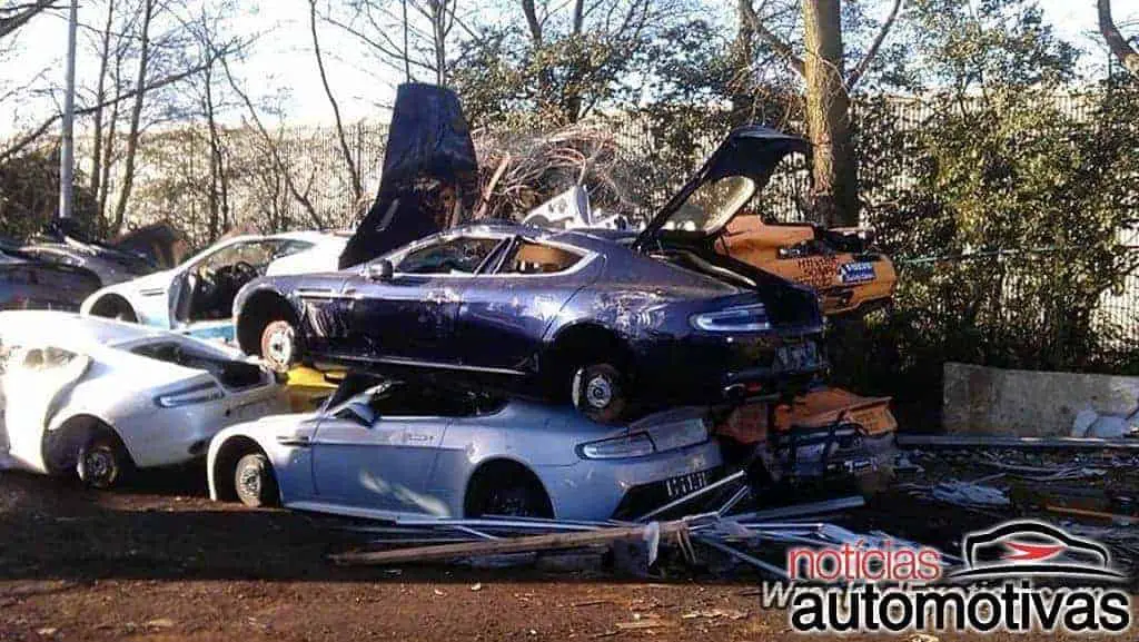 aston-martin-destruidos Por que carros novos são destruídos?