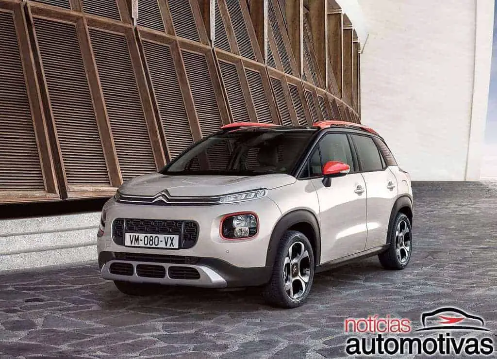 citroen-c3-aircross-2018-12 citroen-c3-aircross-2018-12 Citroën C3 Aircross 2018 tem patente registrada e deve chegar ao Brasil