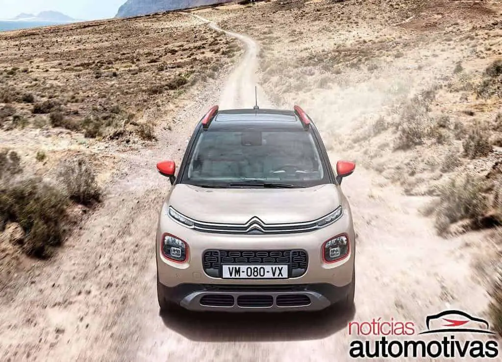citroen-c3-aircross-2018-12 citroen-c3-aircross-2018-12 Citroën C3 Aircross 2018 tem patente registrada e deve chegar ao Brasil