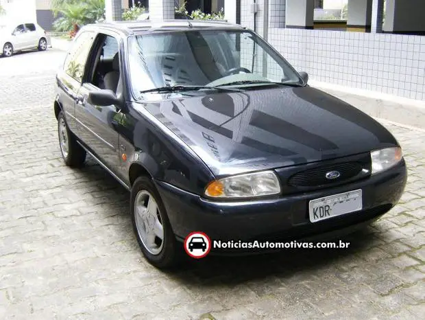 Carros chocados ford fiesta 98 #4