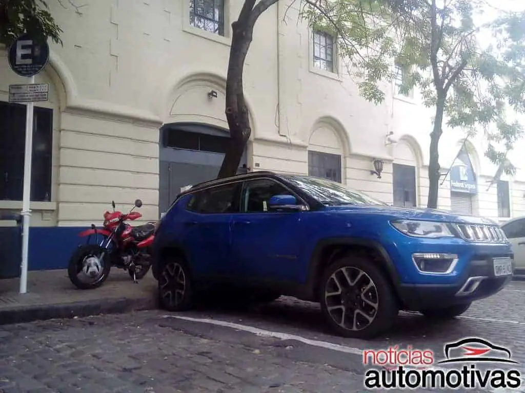 jeep-compass-argentina-29 jeep-compass-argentina-29 Jeep Compass Limited Diesel foi à Buenos Aires - Confira o desempenho do SUV