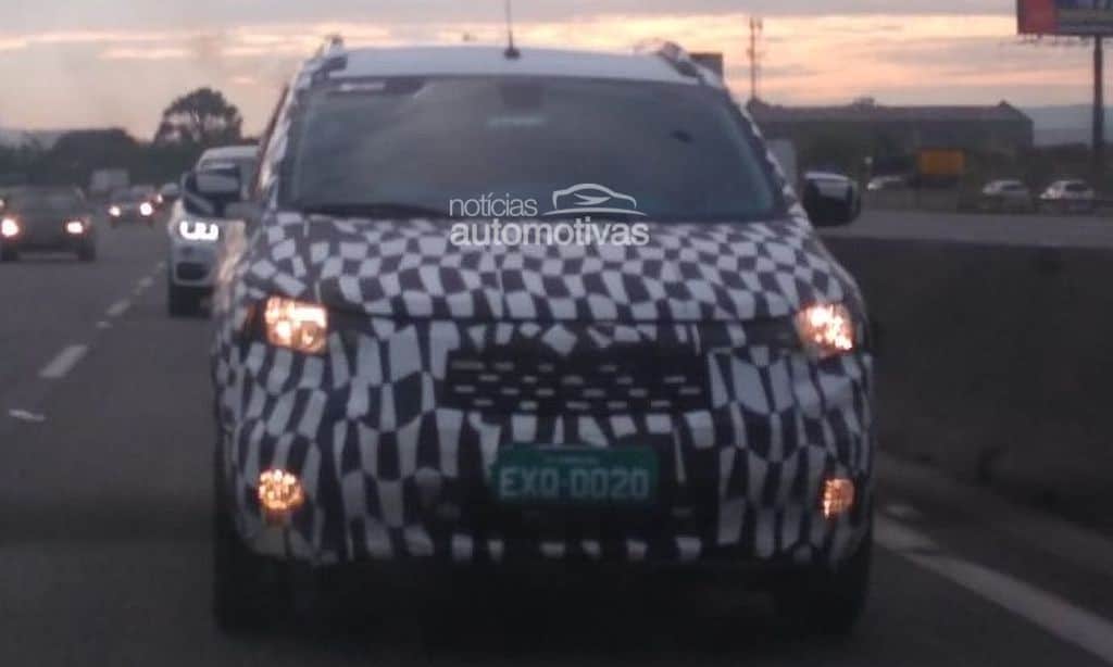 Novas minivans da Chevrolet - Página 8 Spin-2019-flagra-2