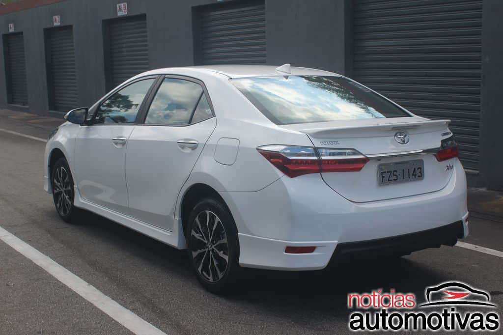 toyota_corolla_gli_2018 Sem novidades, Toyota Corolla 2019 chega com preços a partir de R$ 89.990