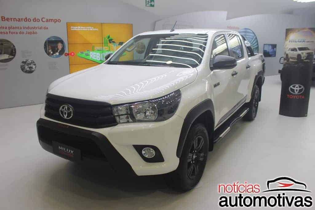 toyota-hilux-challenge-2018-NA-1 toyota-hilux-challenge-2018-NA-1 Toyota Hilux e SW4 2018 trazem novidades e partem de R$ 108.990