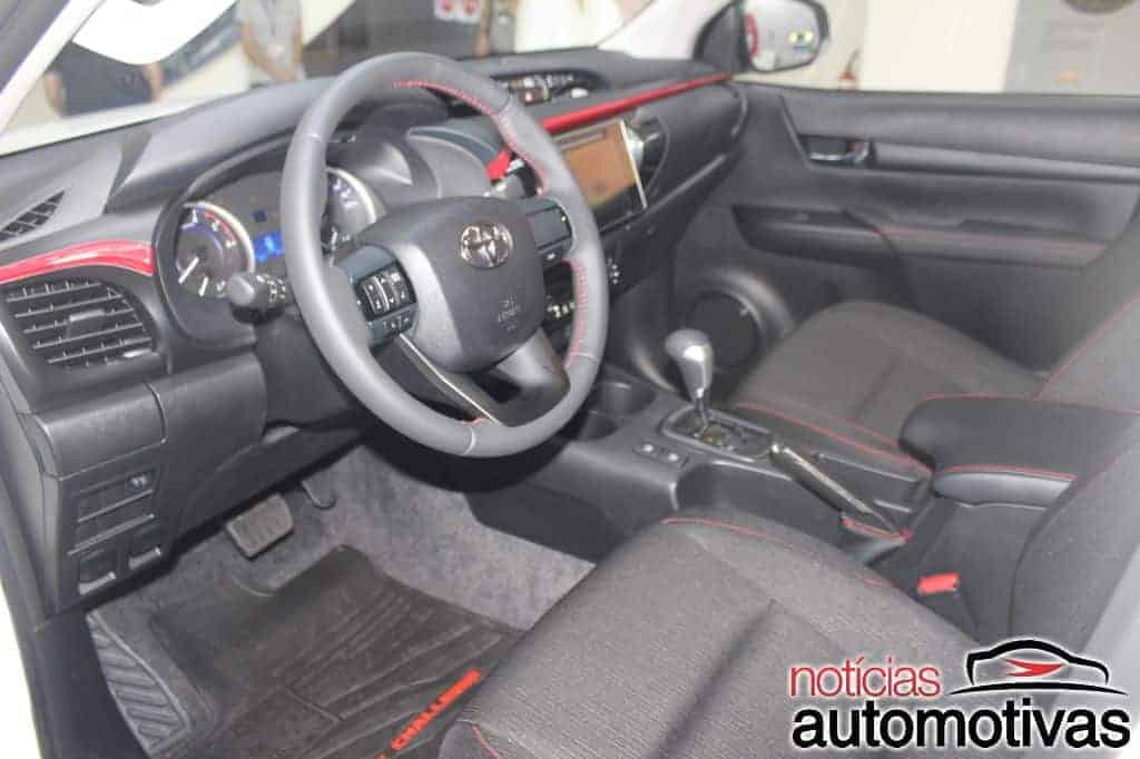 toyota-hilux-challenge-2018-NA-12 toyota-hilux-challenge-2018-NA-12 Toyota Hilux e SW4 2018 trazem novidades e partem de R$ 108.990