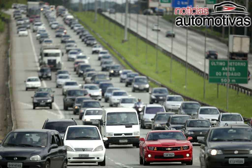 transito-sao-paulo-1 Com 61 milhões de veículos, frota brasileira cresce quase 2,5 vezes desde 2001