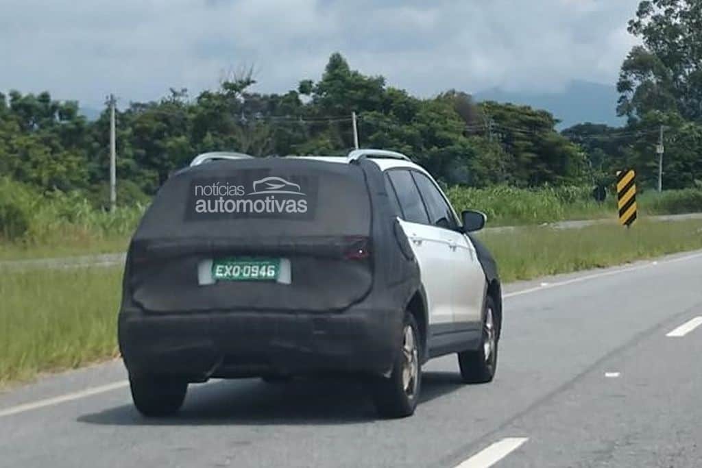 vw-t-cross-flagra-2 Volkswagen T-Cross é flagrado em testes no interior paulista