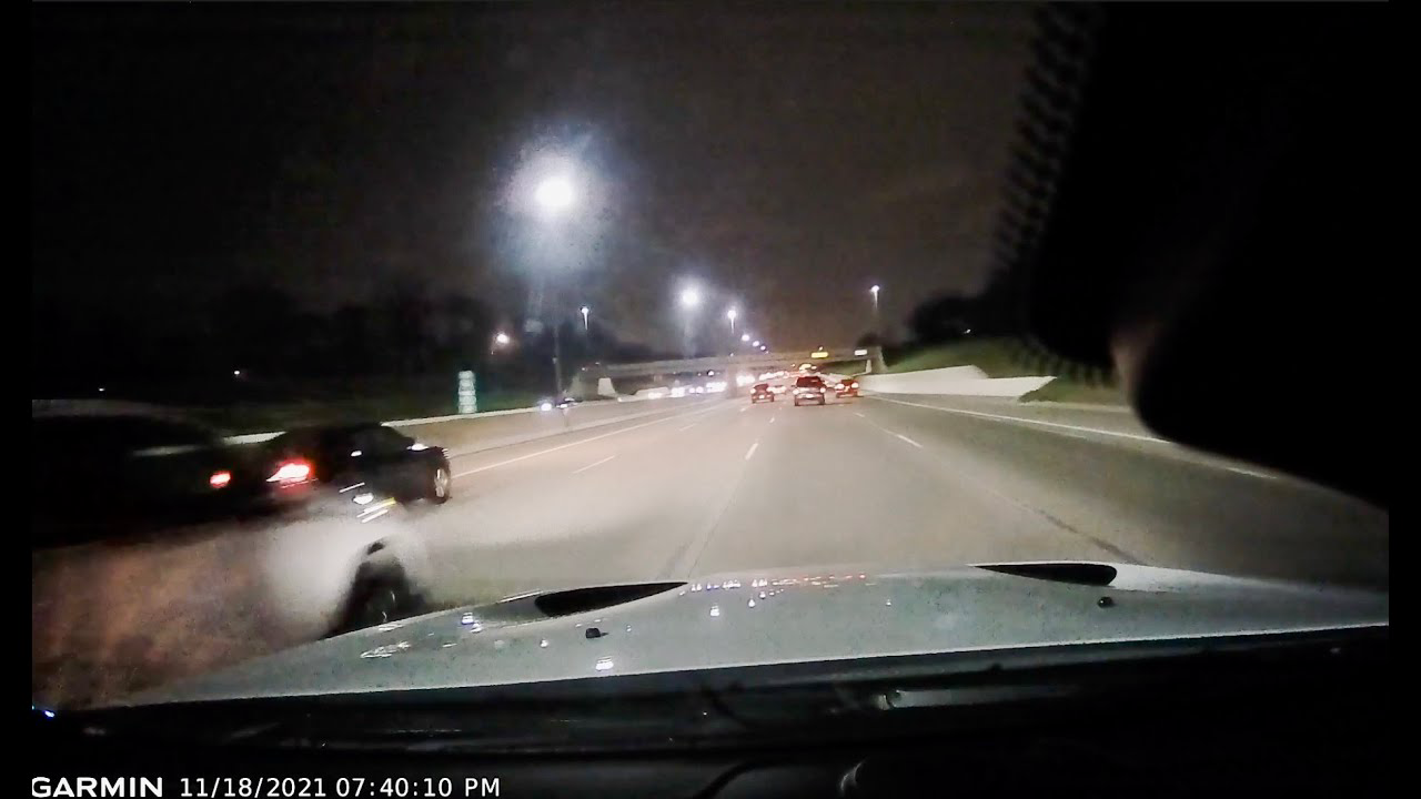 Dashcam: Jeep Trackhawk Theft Leads to High-Speed Police Chase | November 2021, Ann Arbor MI