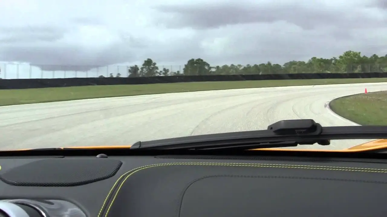 McLaren MP4-12C Hotlap at Palm Beach International Raceway